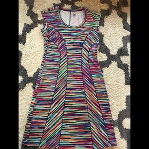 Vibrant stretch Title Nine dress